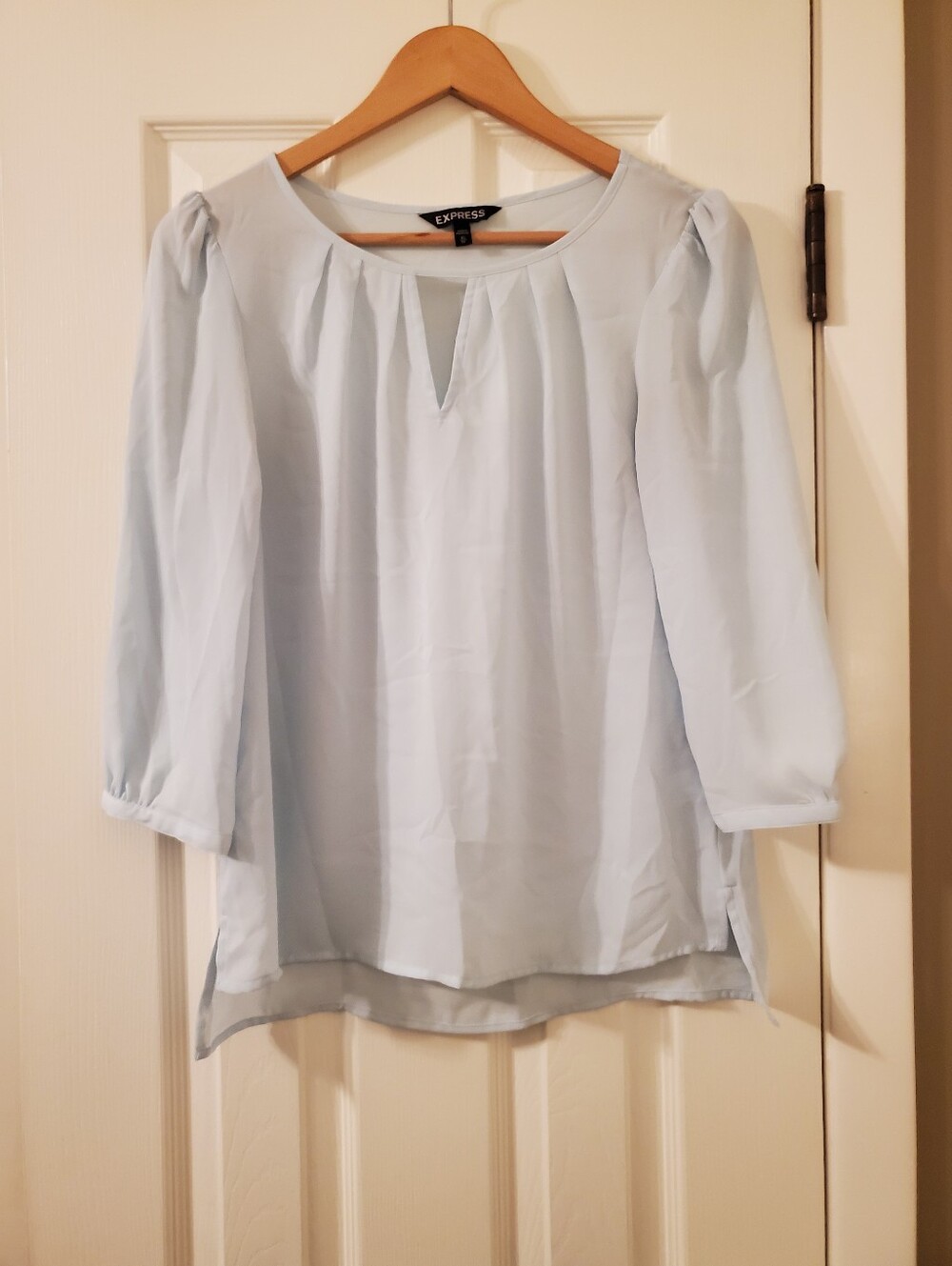 Express Womens Pale Blue Keyhole Peasant Blouse XS Preowned